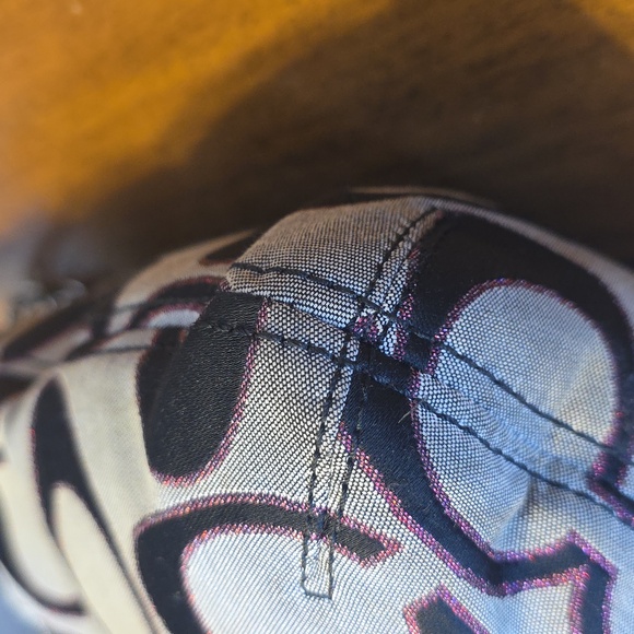 Coach Poppy Metallic Signature Slim Tote. - Picture 7 of 16